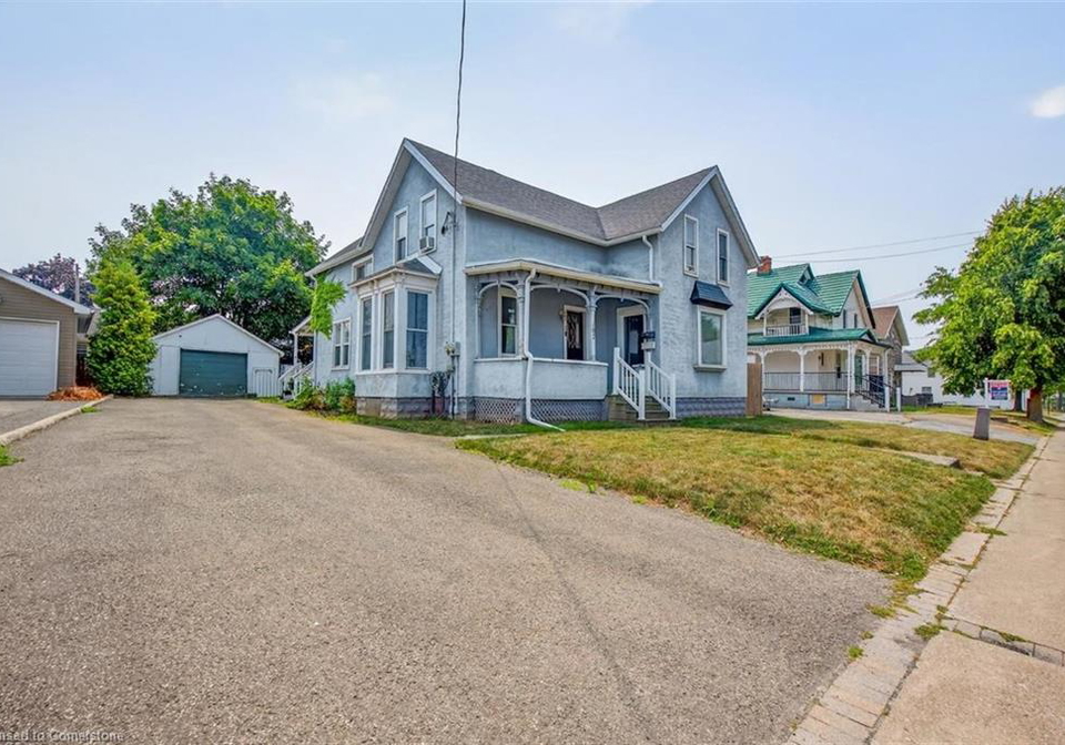 107-west-main-street-welland-ontario-40758971