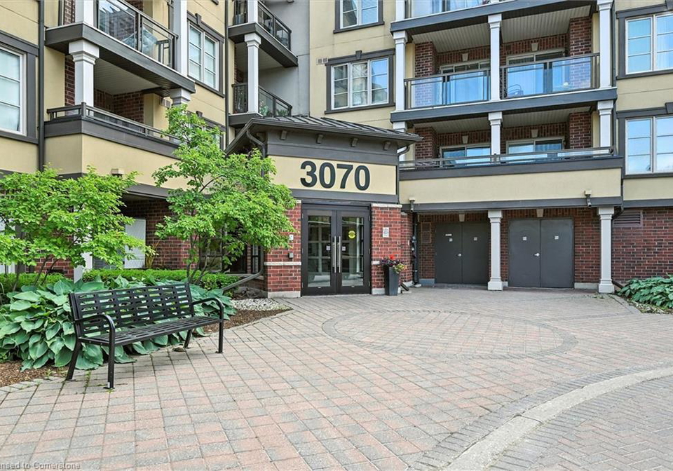 3070-rotary-way-burlington-ontario-40758994