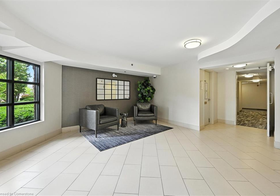 3070-rotary-way-burlington-ontario-40758994