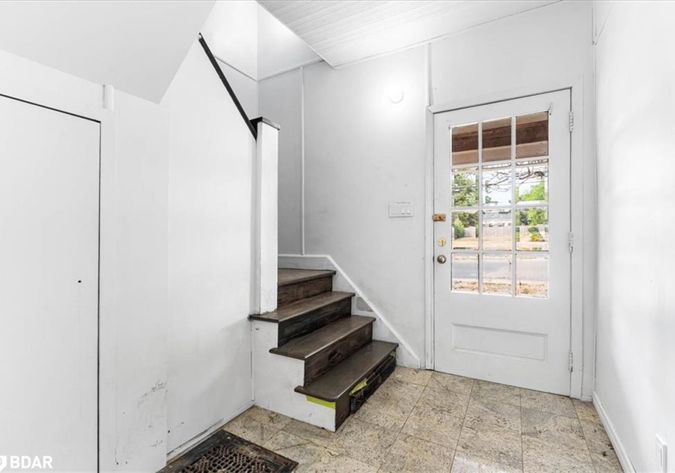 195-victoria-avenue-trenton-ontario-40759091