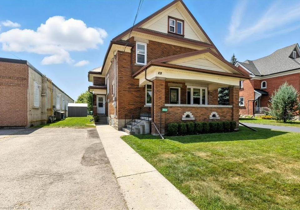 3654-lobsinger-line-st-clements-ontario-40759125
