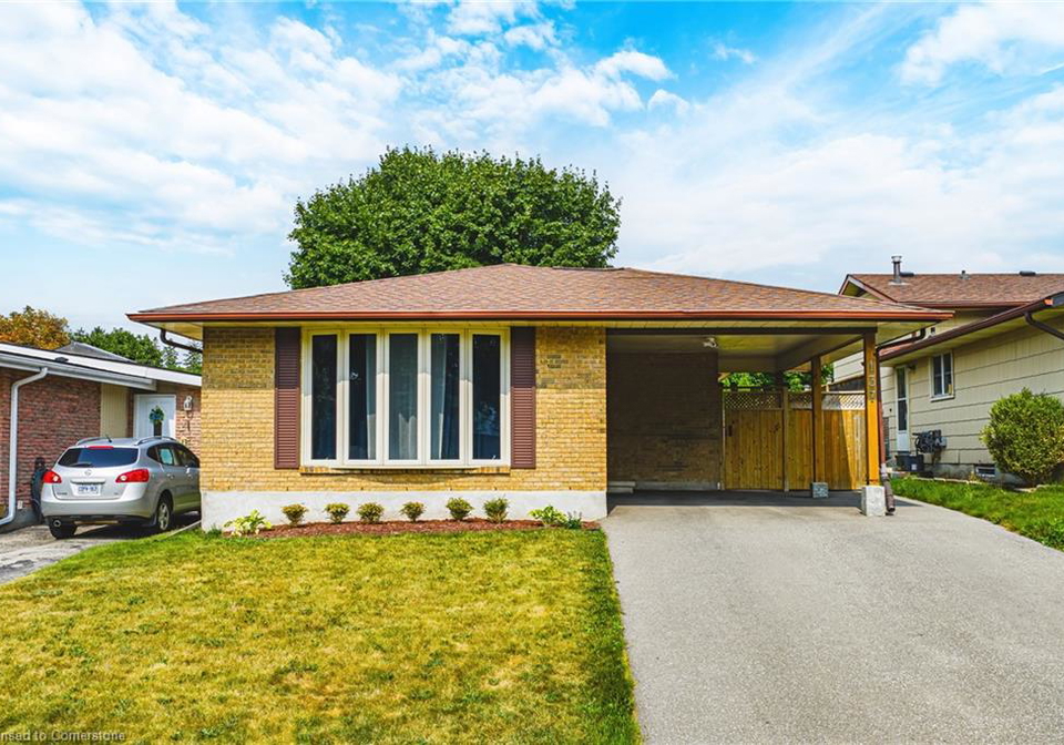 137-pepperwood-crescent-kitchener-ontario-40759196
