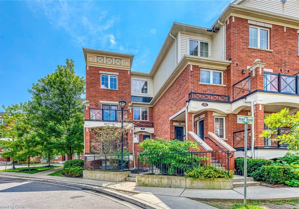 2468-post-road-oakville-ontario-40759200