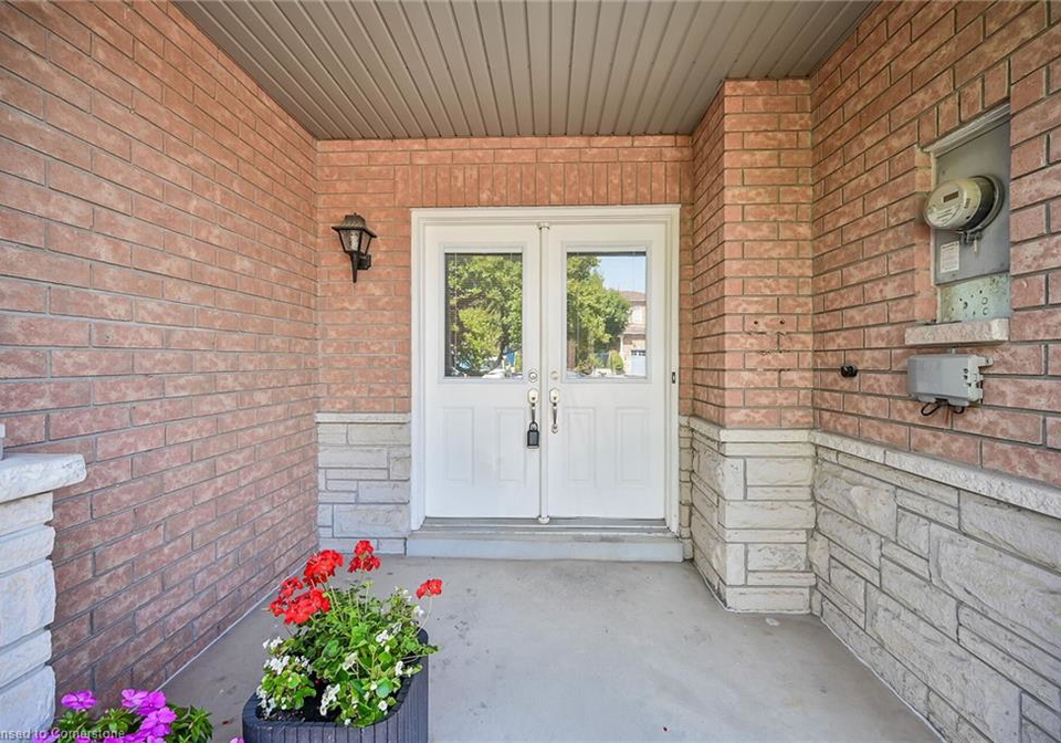 5648-evelyn-lane-burlington-ontario-40759272