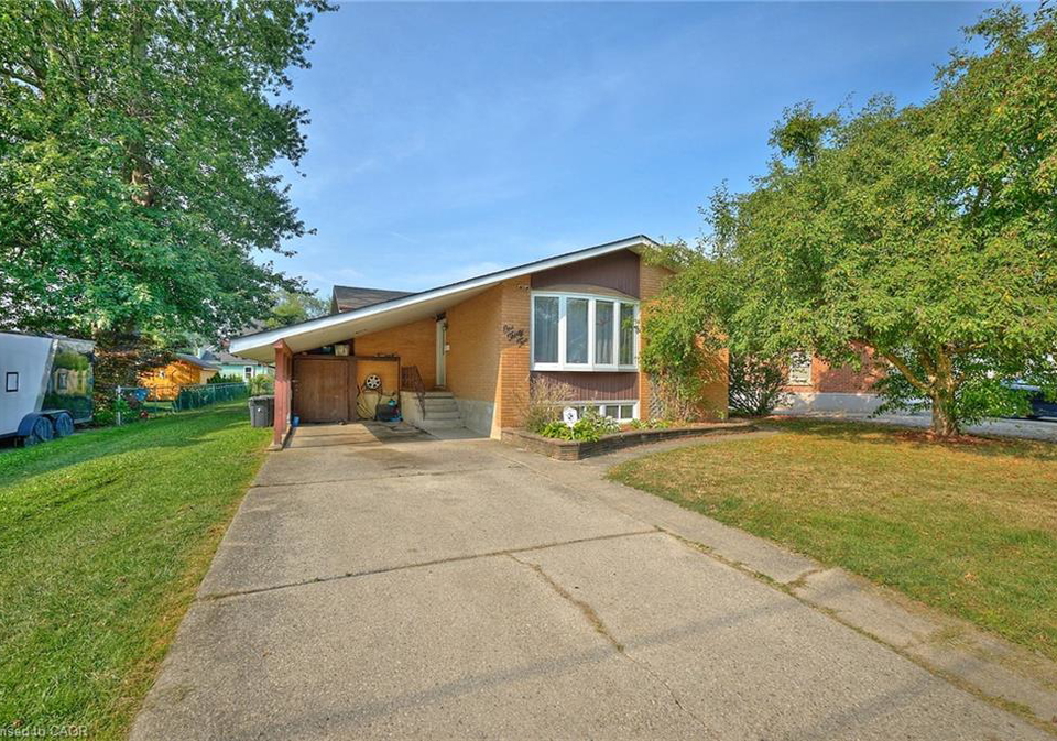 132-fairview-avenue-e-dunnville-ontario-40759362