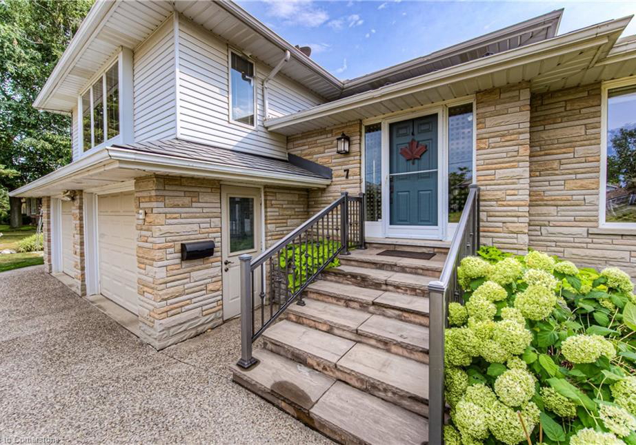 7-kennedy-road-breslau-ontario-40759428