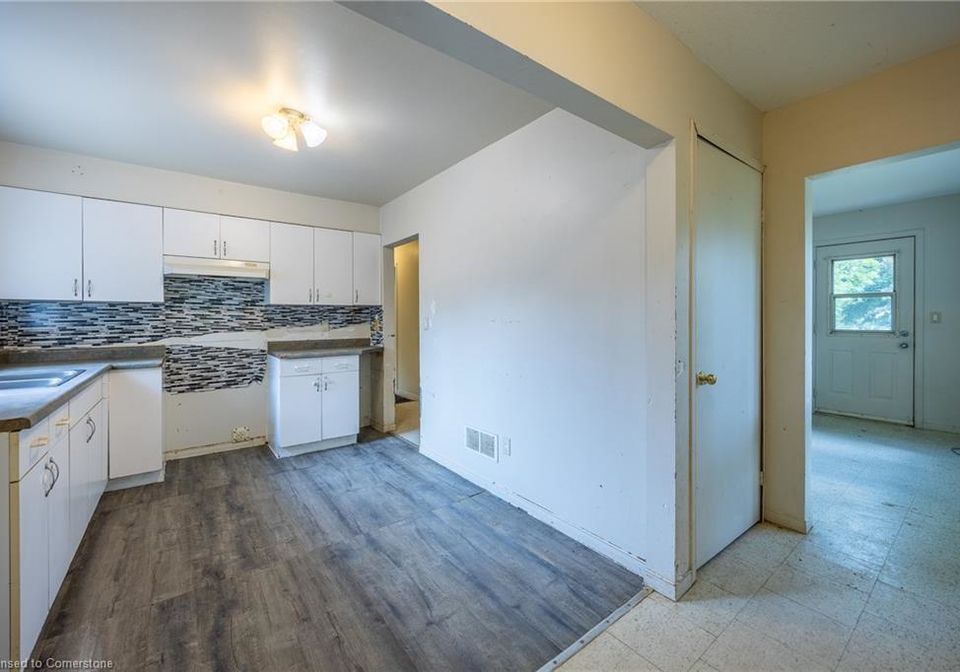 640-gibralter-street-delhi-ontario-40759459