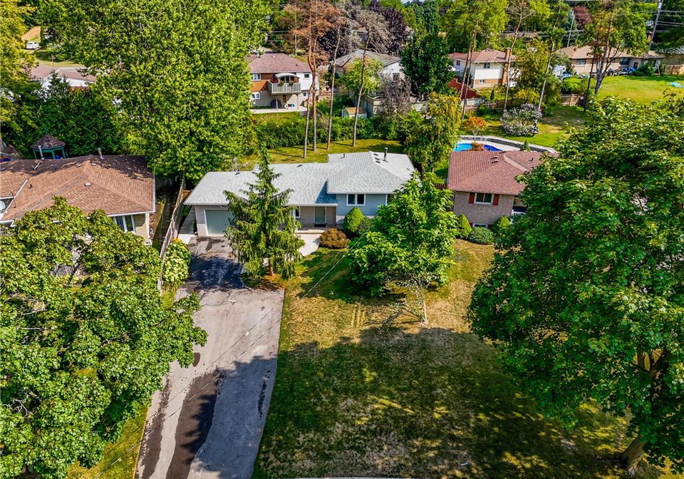 30-ashton-drive-simcoe-ontario-40759537