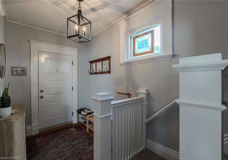 35-palmerston-avenue-brantford-ontario-40759552