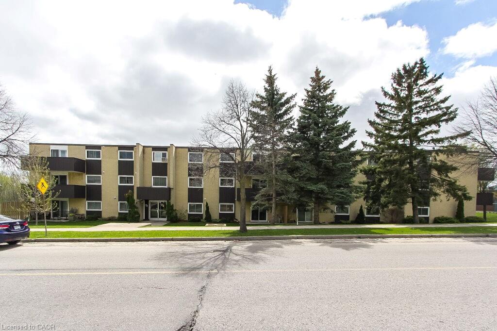 75-hazelglen-drive-kitchener-ontario-40759752
