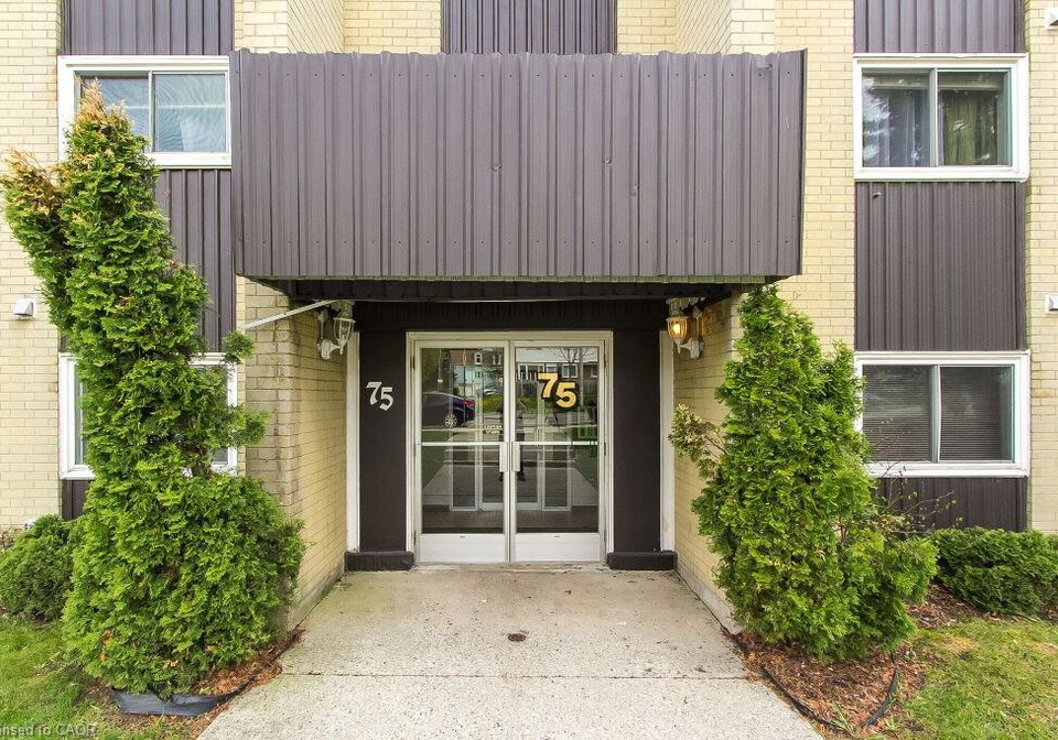 75-hazelglen-drive-kitchener-ontario-40759752