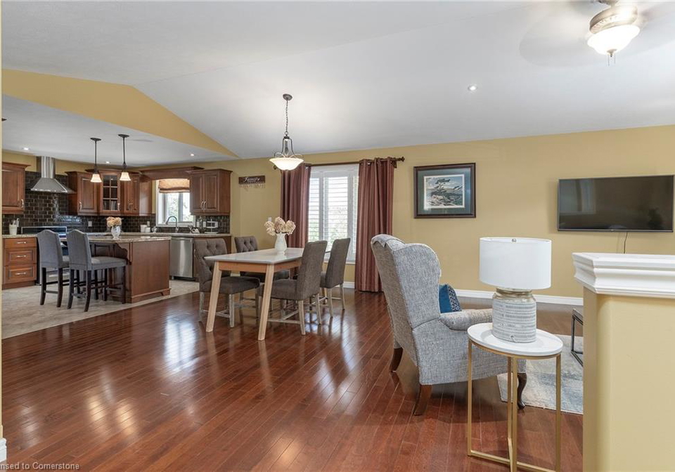 6-wintergreen-crescent-delhi-ontario-40759868