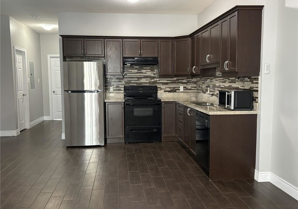 136-king-street-w-stoney-creek-ontario-40759918
