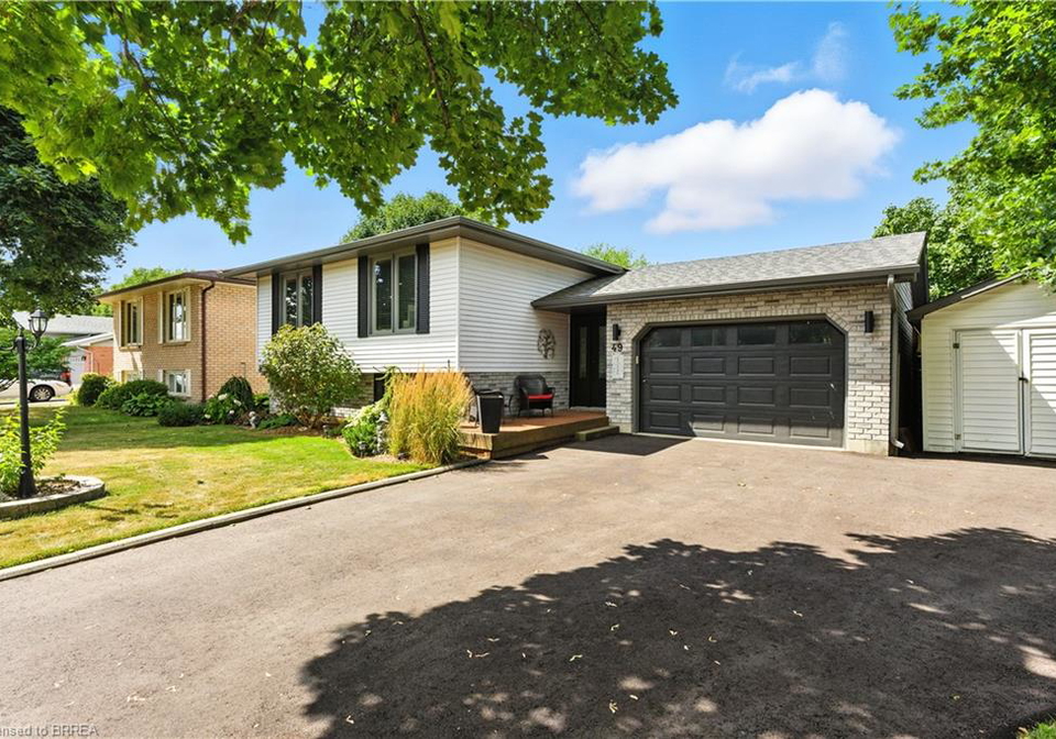 49-scott-street-st-george-ontario-40759969