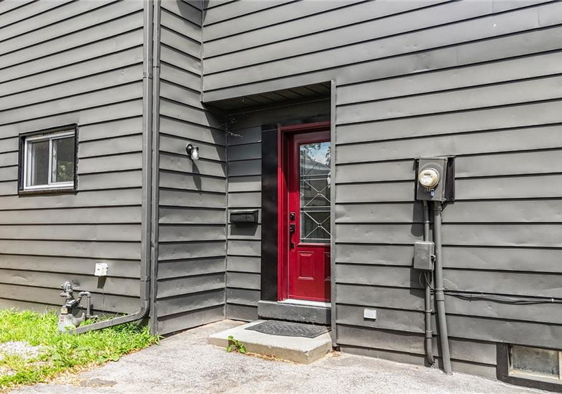 32-enfield-crescent-brantford-ontario-40759988