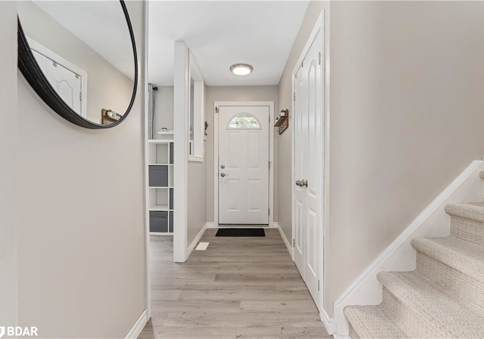 9881-12-highway-warminster-ontario-40760038