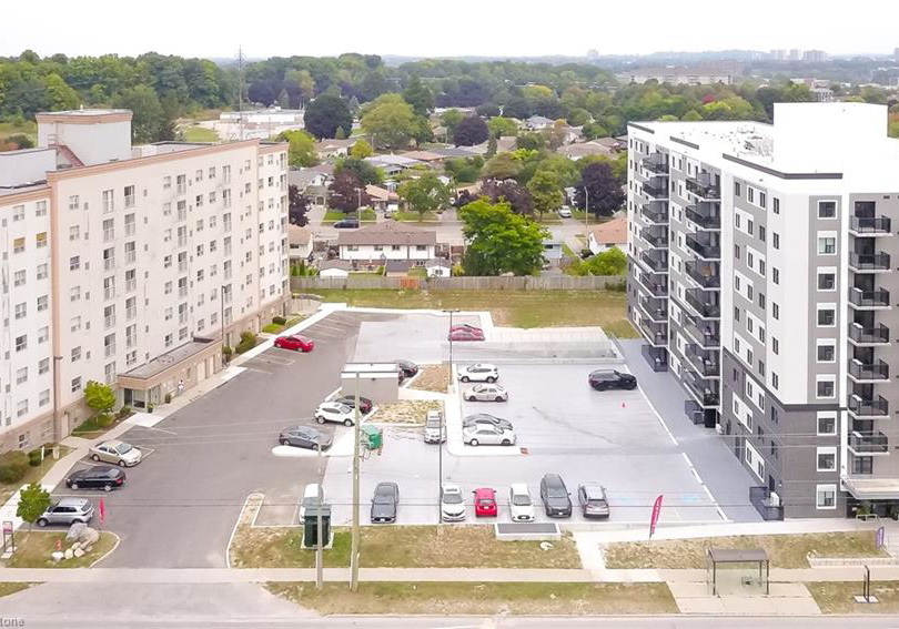 593-strasburg-road-kitchener-ontario-40760046
