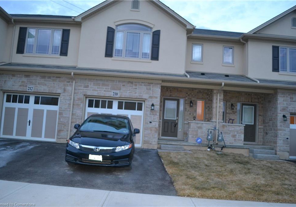 210-greenwater-place-kitchener-ontario-40760052