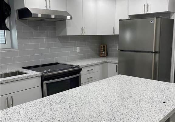458-village-crescent-kitchener-ontario-40760161