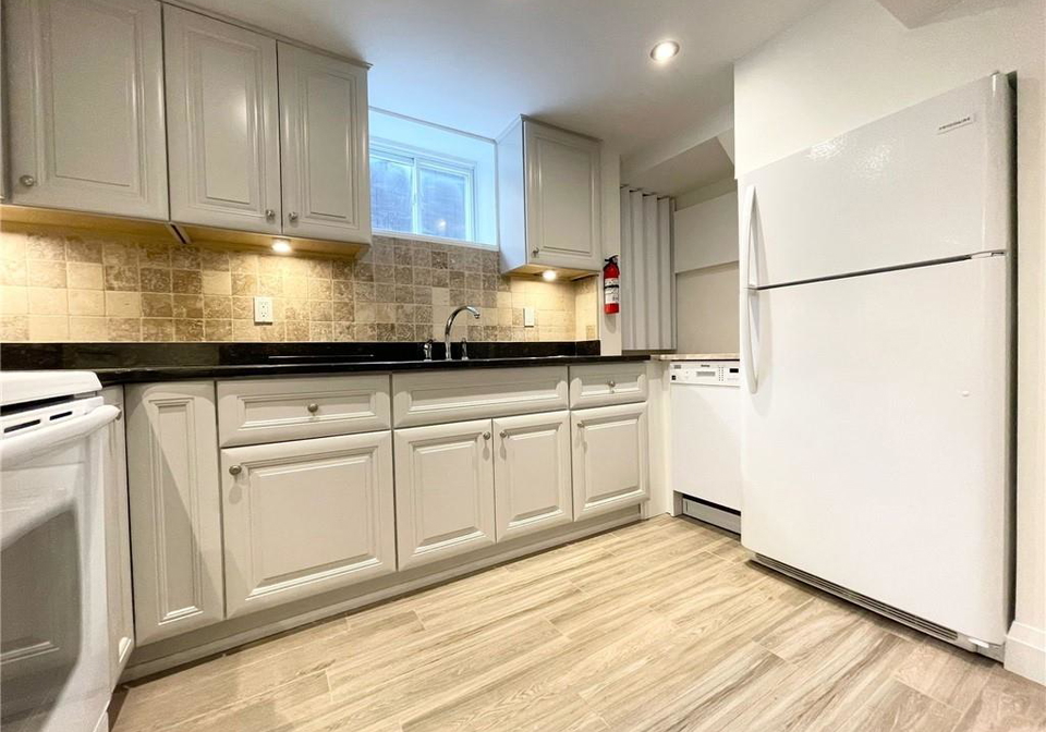 38-warren-avenue-hamilton-ontario-40760202