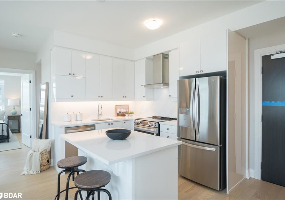 480-gordon-krantz-avenue-milton-ontario-40760278