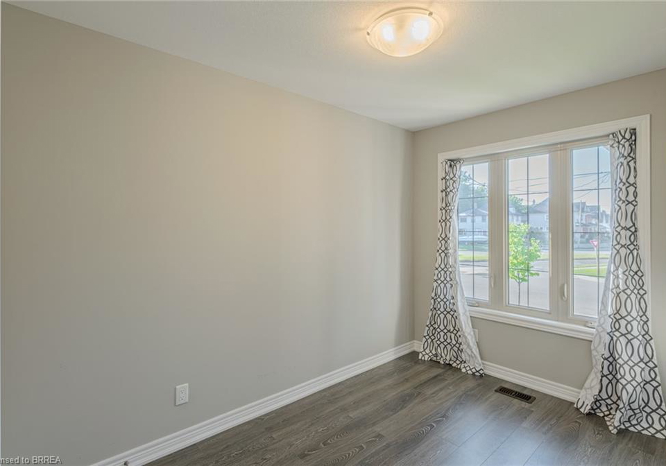 81-windham-street-simcoe-ontario-40760299