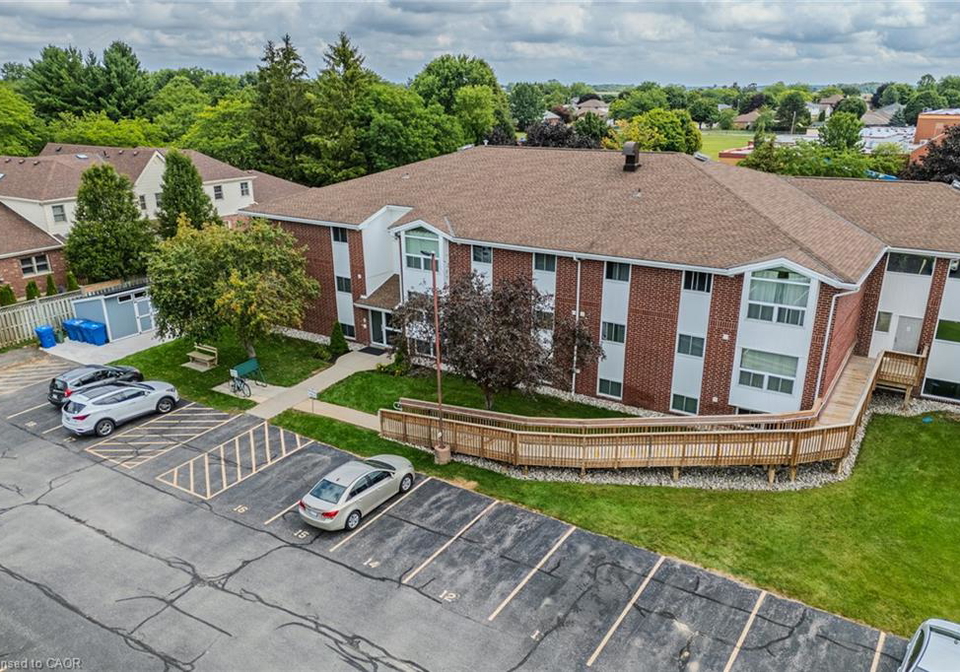 60-donly-drive-s-simcoe-ontario-40760319