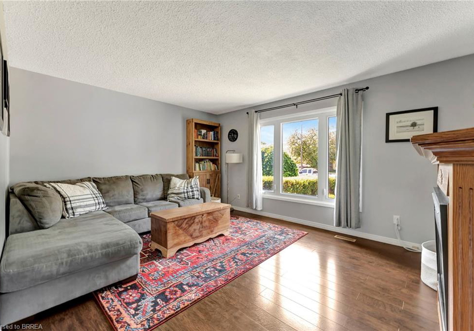 27-white-owl-crescent-brantford-ontario-40760347