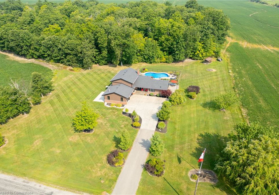 911-indiana-road-e-canfield-ontario-40760422