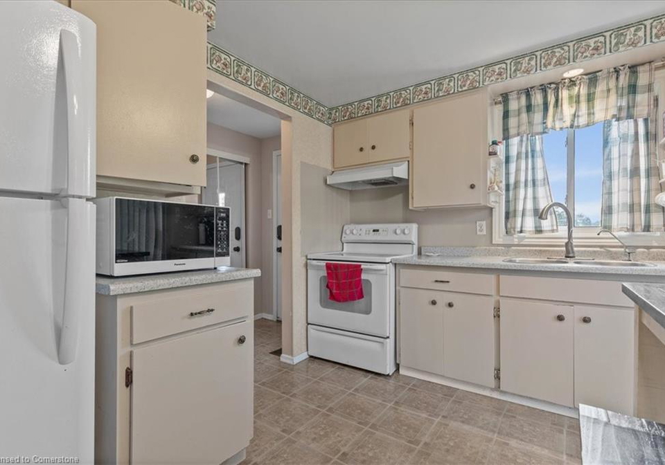 415-morgan-avenue-waterloo-ontario-40760507