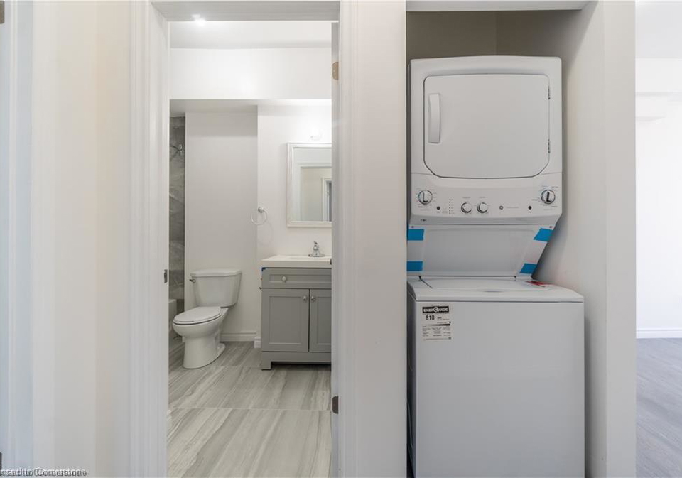 107-victoria-avenue-n-hamilton-ontario-40760544