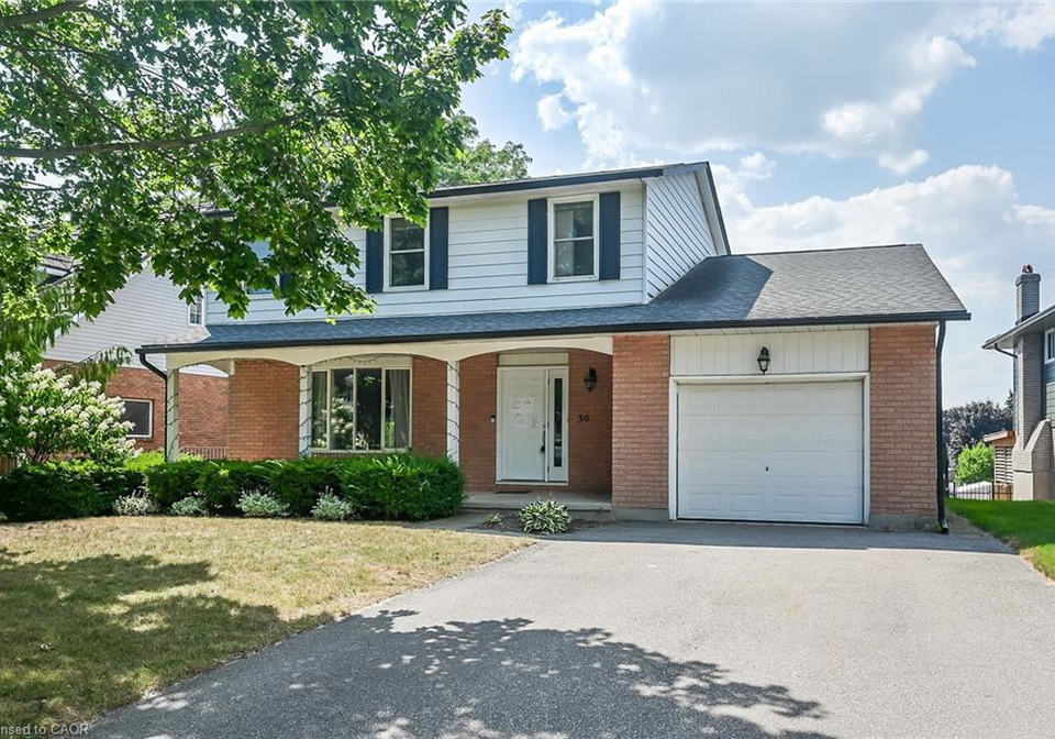 30-carriage-road-simcoe-ontario-40760563