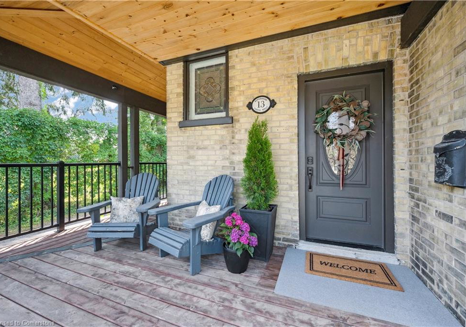 13-riverside-drive-w-elmira-ontario-40760657