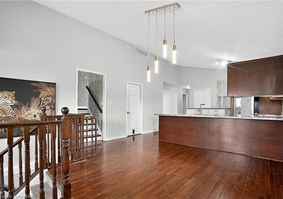 3-wisteria-court-kitchener-ontario-40760658