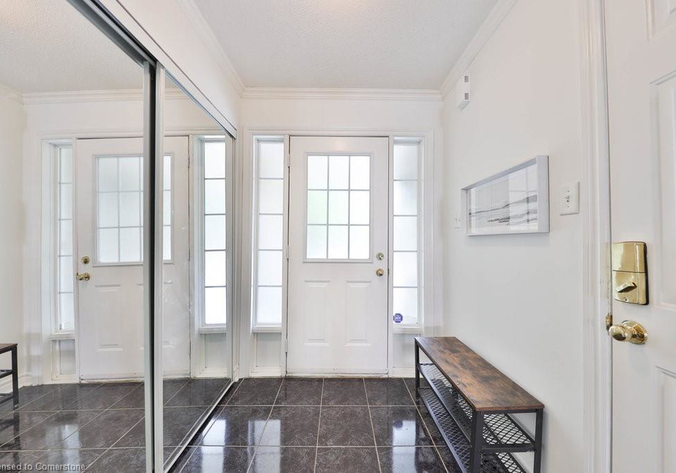 2511-boros-road-burlington-ontario-40760749