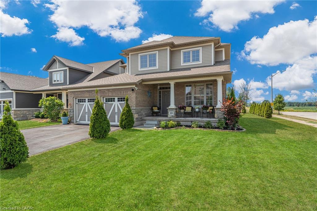 10-harvest-gate-smithville-ontario-40760779