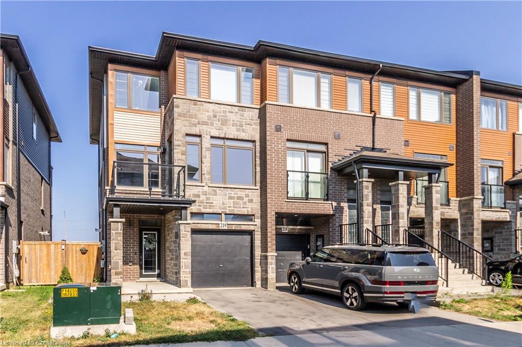 30-times-square-boulevard-stoney-creek-ontario-40760785