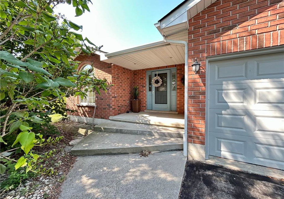 7-fanshawe-street-port-dover-ontario-40760934