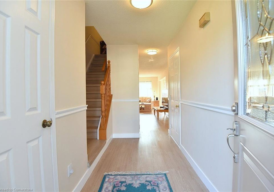 591-highway-8-hamilton-ontario-40760977