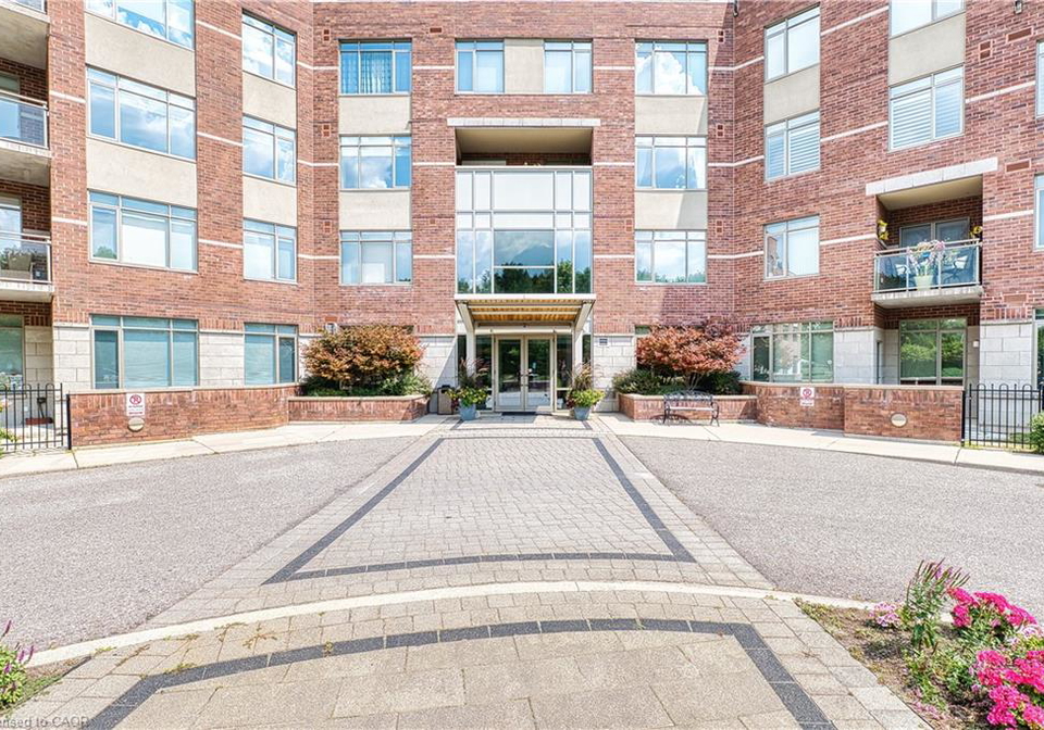 400-romeo-street-n-stratford-ontario-40761012