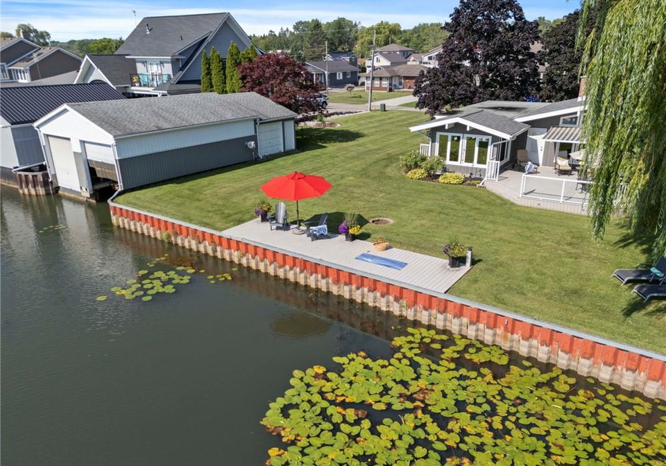 392-cedar-drive-charlotteville-ontario-40761020