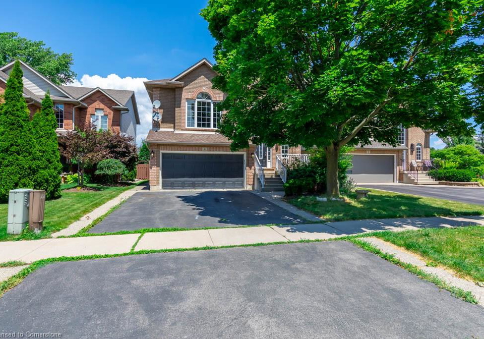 4-cabriolet-crescent-ancaster-ontario-40761044