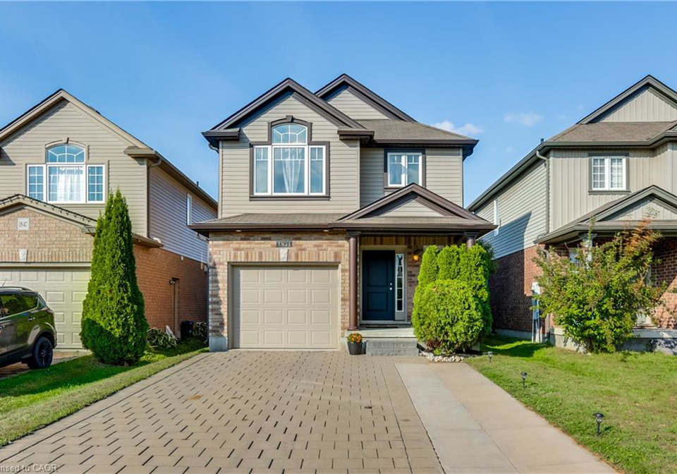 1851-reilly-walk-london-ontario-40761078