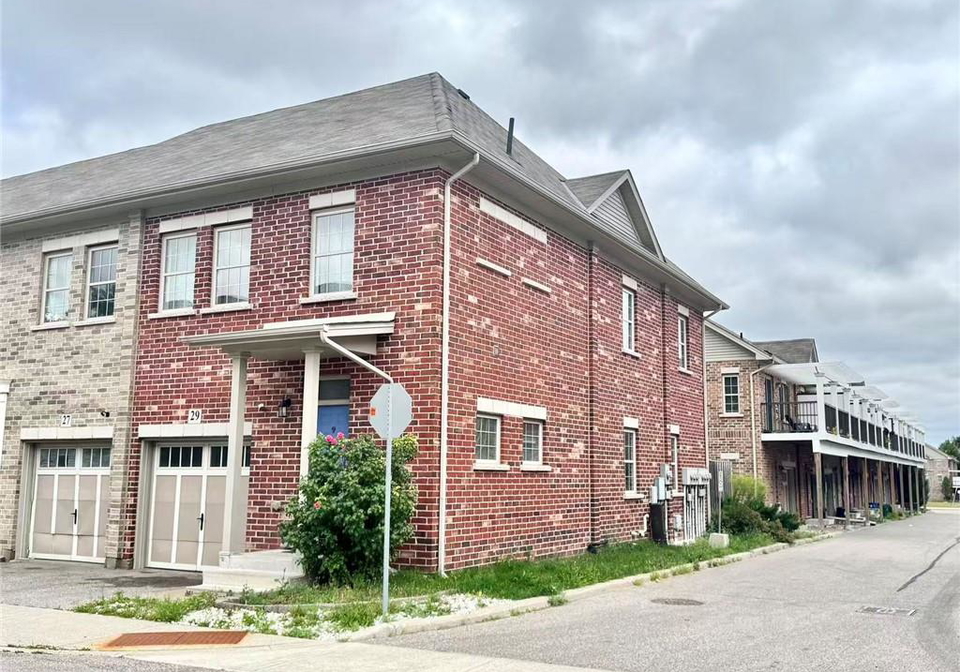 29-robert-peel-road-kitchener-ontario-40761106