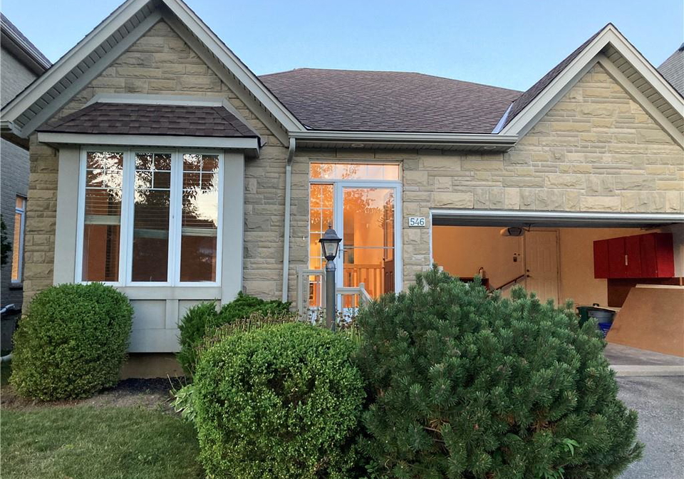 546-rheinland-place-waterloo-ontario-40761172