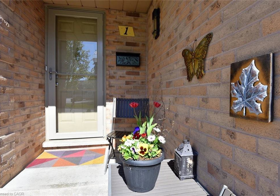 503-highway-8-highway-stoney-creek-ontario-40761214