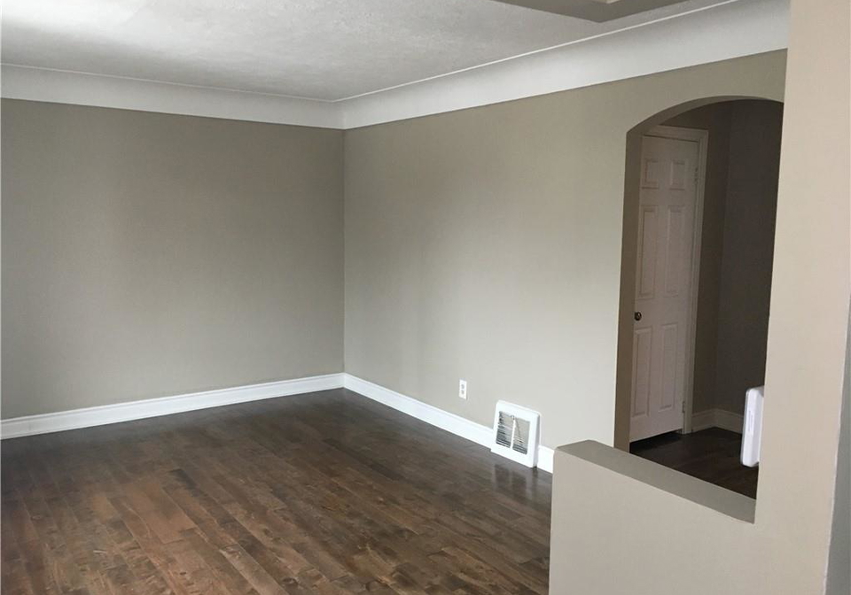 18-merchison-avenue-hamilton-ontario-40761297