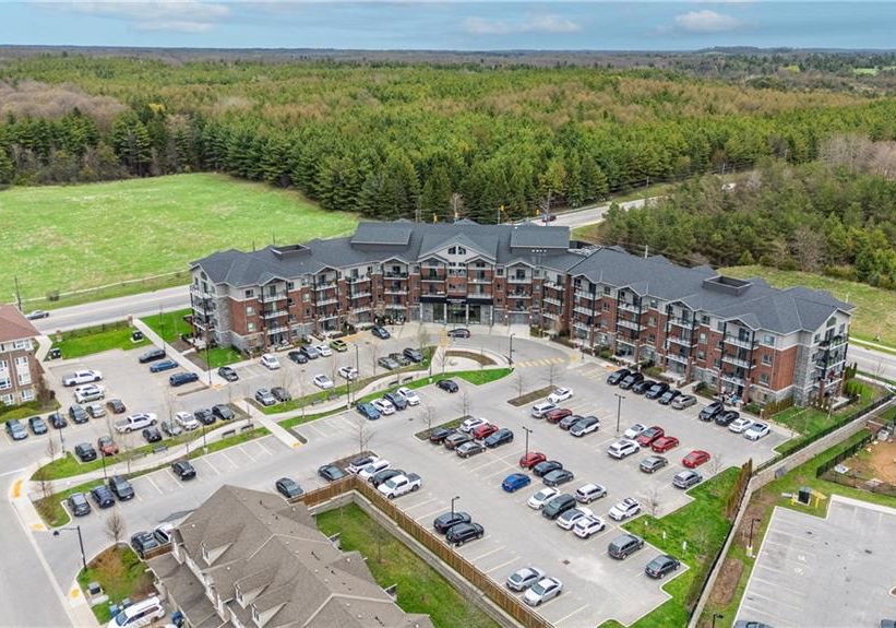 35-kingsbury-square-guelph-ontario-40761343