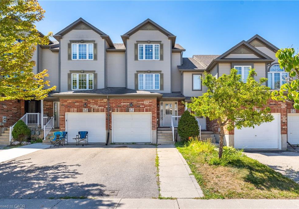 61-madeleine-street-kitchener-ontario-40761359
