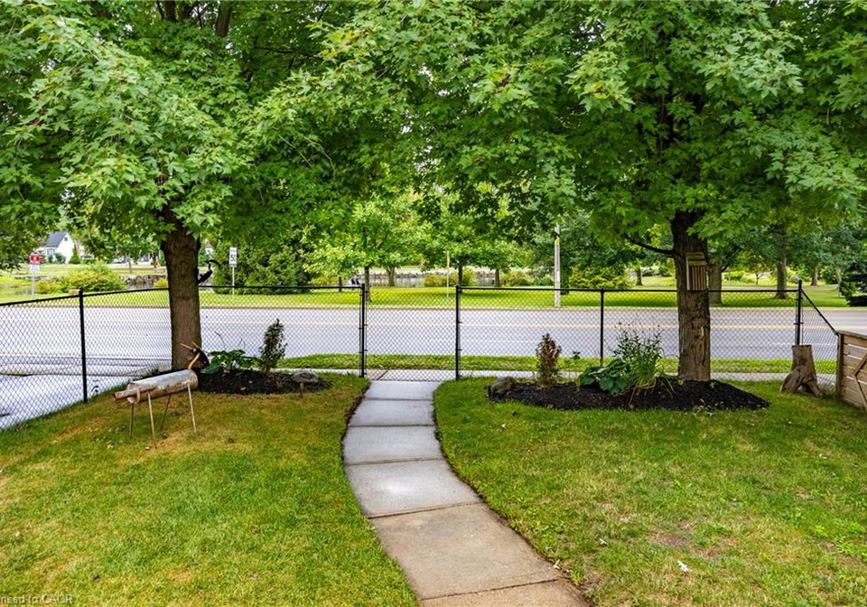 215-norfolk-street-n-simcoe-ontario-40761397